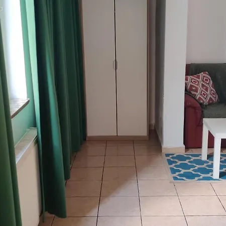 Petricania House - Garden & With Parking Apartament Bukareszt