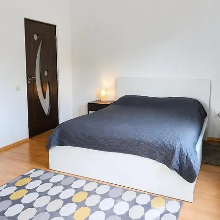 Apartment Petricania House - Garden & With Parking